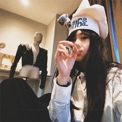 龙非龙凤非凤
